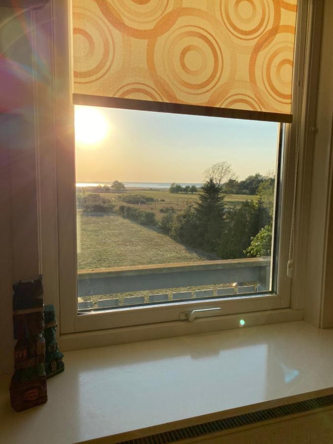 Freistehendes Einfamilienhaus Mit Boddenblick Naehe Ostsee Fuhlendorf  外观 照片