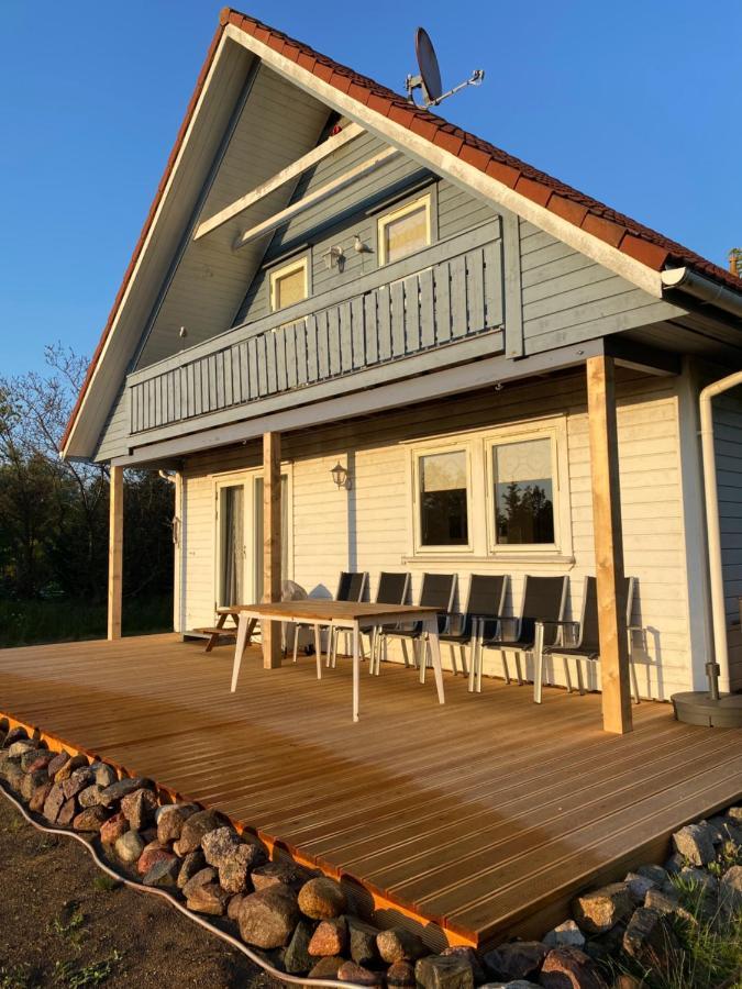 Freistehendes Einfamilienhaus Mit Boddenblick Naehe Ostsee Fuhlendorf  外观 照片